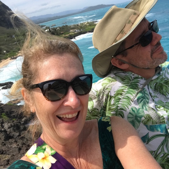 Meet your Posher, Teri - Picture 1 of 4